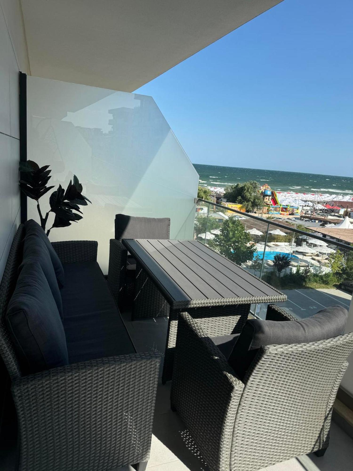 Sunrise View Apartment Năvodari Екстериор снимка